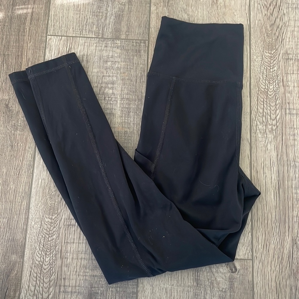 AMERICAN EAGLE SMALL SHORT BLACK LEGGINGS
